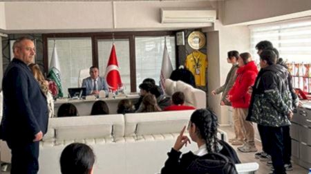 SELÇUKLU KOLEJİ’NDEN YERLİ MALI HAFTASI KAPSAMINDA FABRİKAMIZA ZİYARET